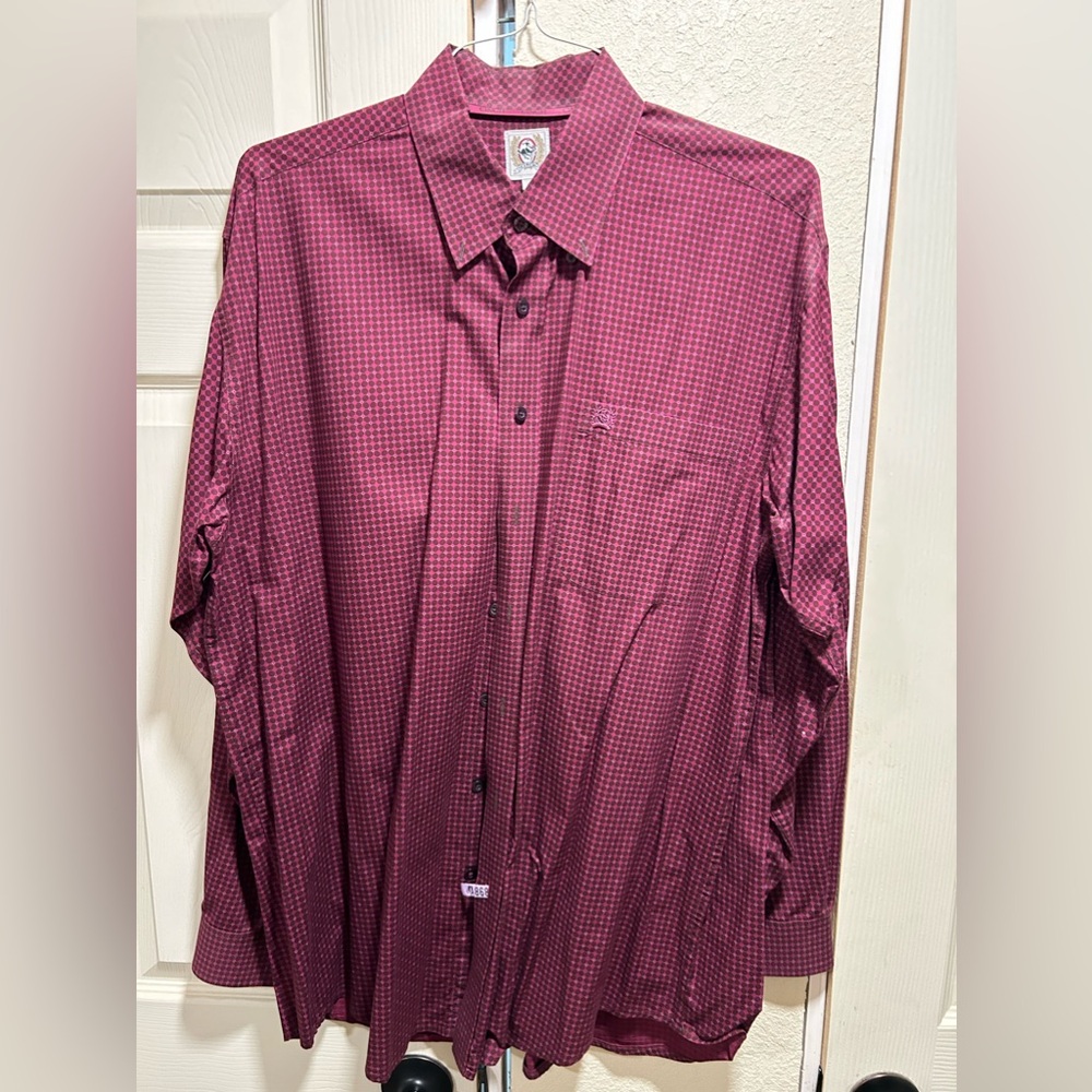 Cinch Long Sleeve Shirt. Large